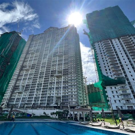 Kapitolyo, Pasig, Metro Manila Condo For Rent .
